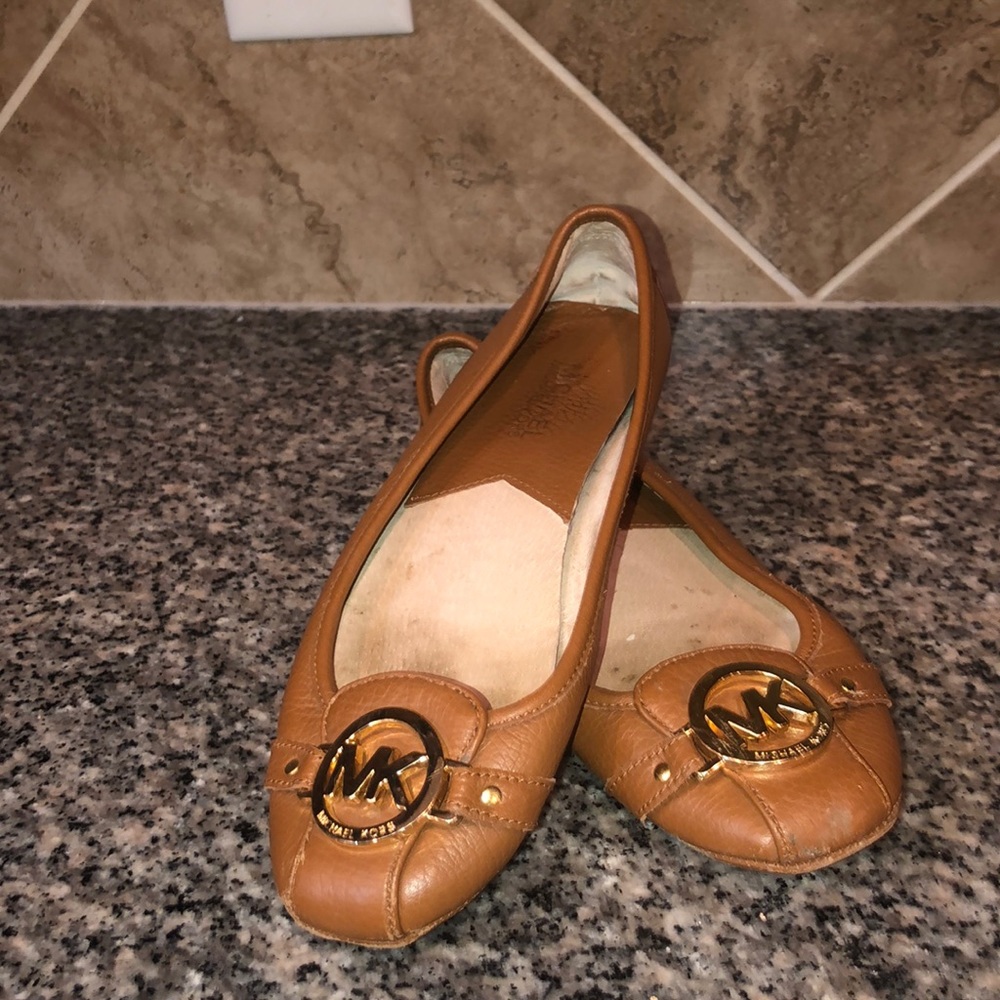 ❤️ 2/$20 Michael Kors